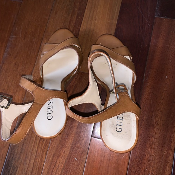 Guess tan/leather wedgeheel sandal zipper detail 9 - Picture 3 of 6